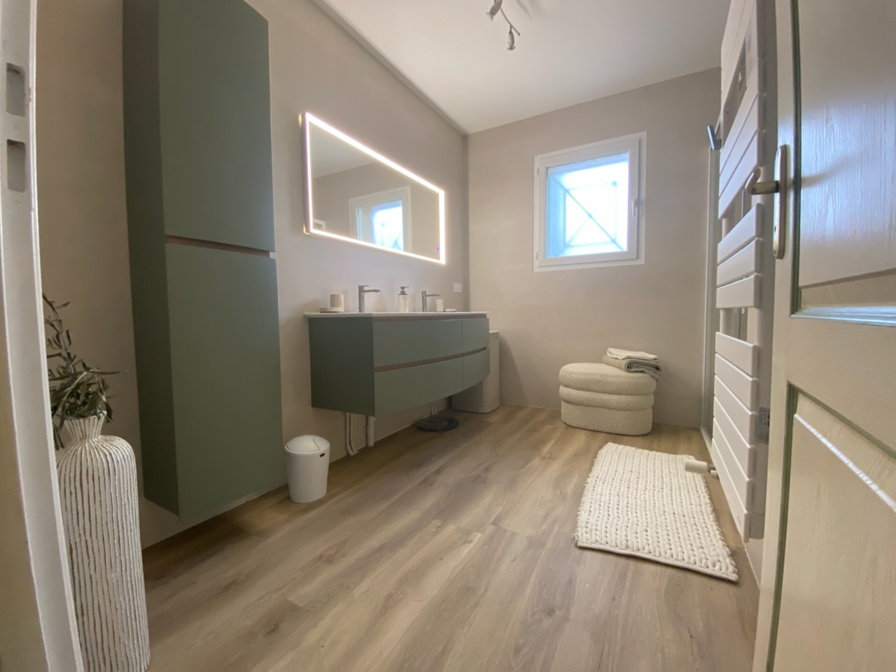 Divi Essential Pre Built Website